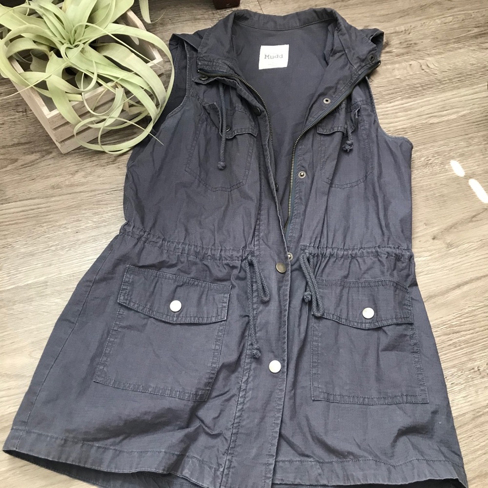 Mudd Utility Vest